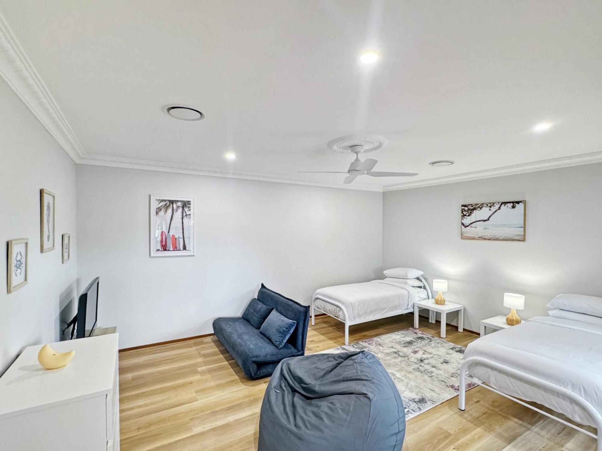 4-Bed Beach House With Garden & Alfresco Dining Tomakin 외부 사진