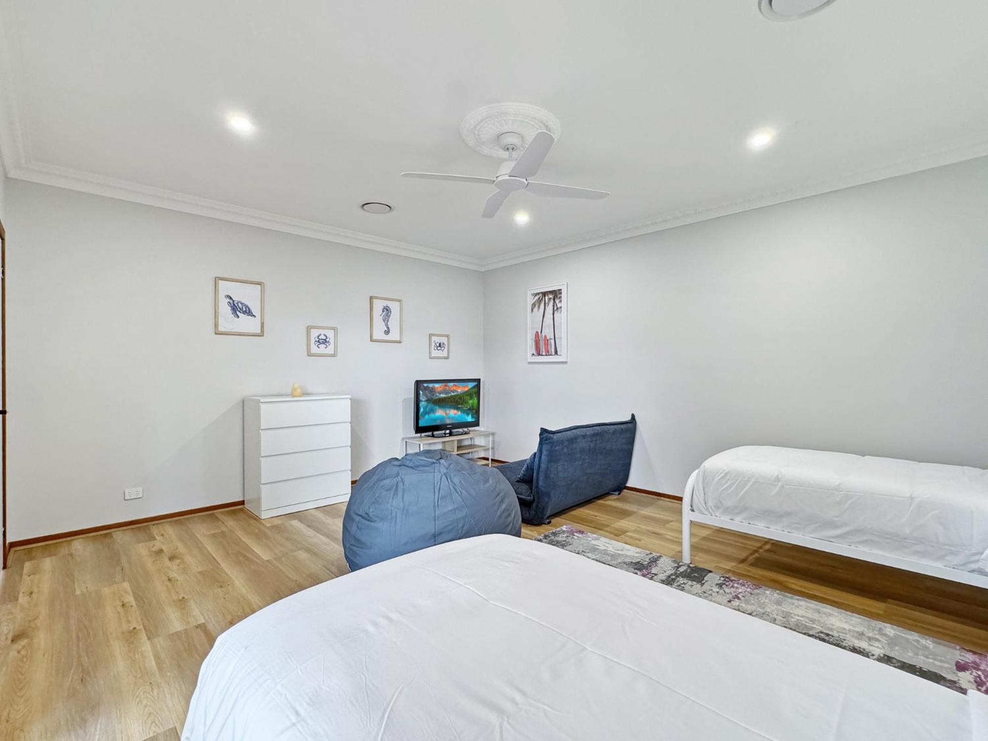4-Bed Beach House With Garden & Alfresco Dining Tomakin 외부 사진