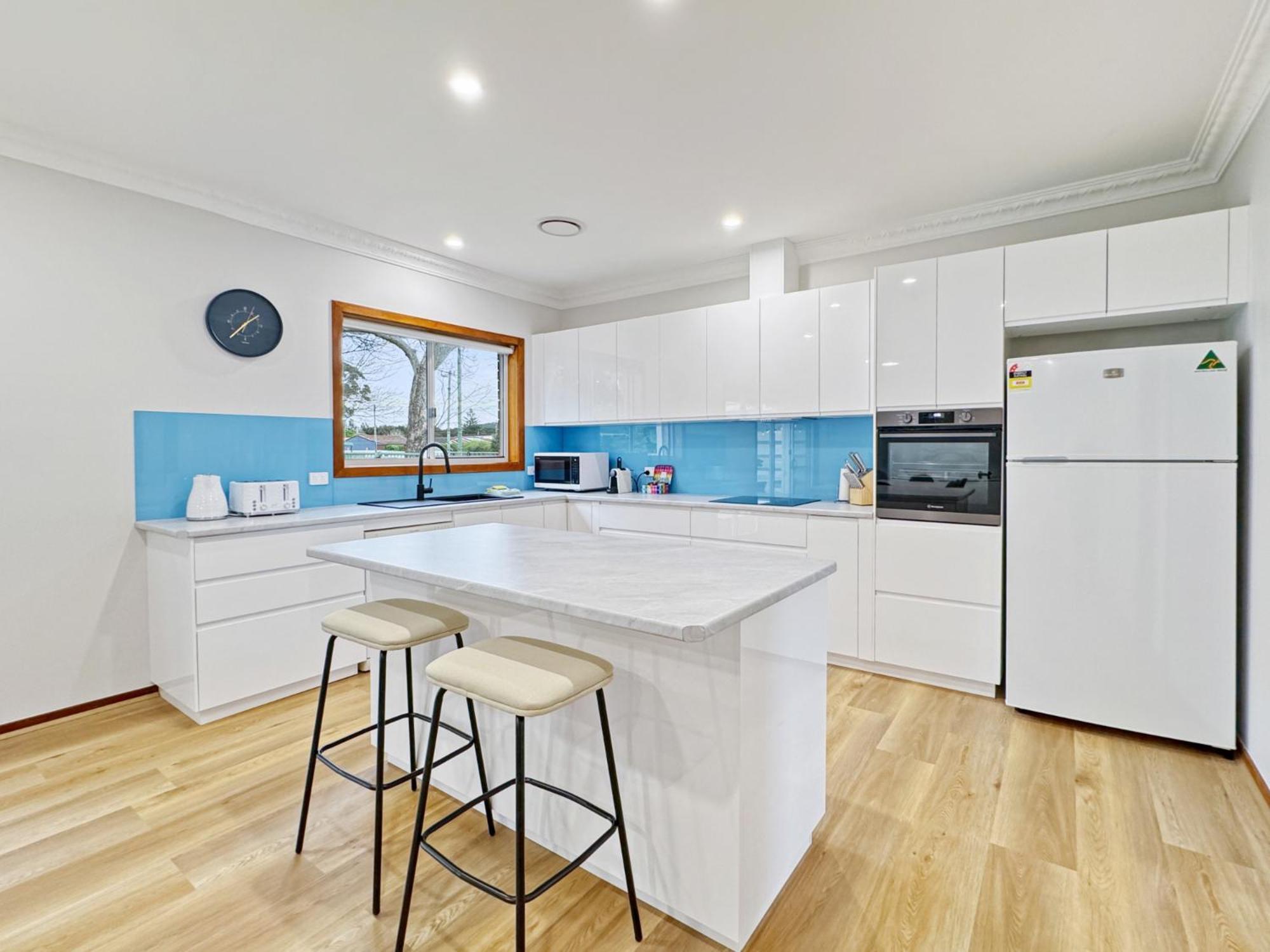 4-Bed Beach House With Garden & Alfresco Dining Tomakin 외부 사진